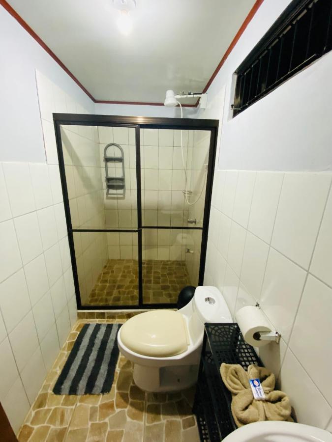 Cabinas Villa Drake Drakes Bay 外观 照片